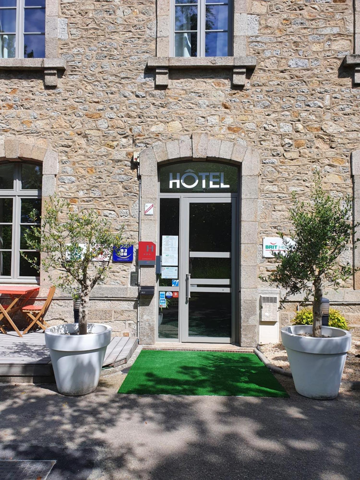 Brit Hotel Spa Le Connetable Dinan Exterior photo